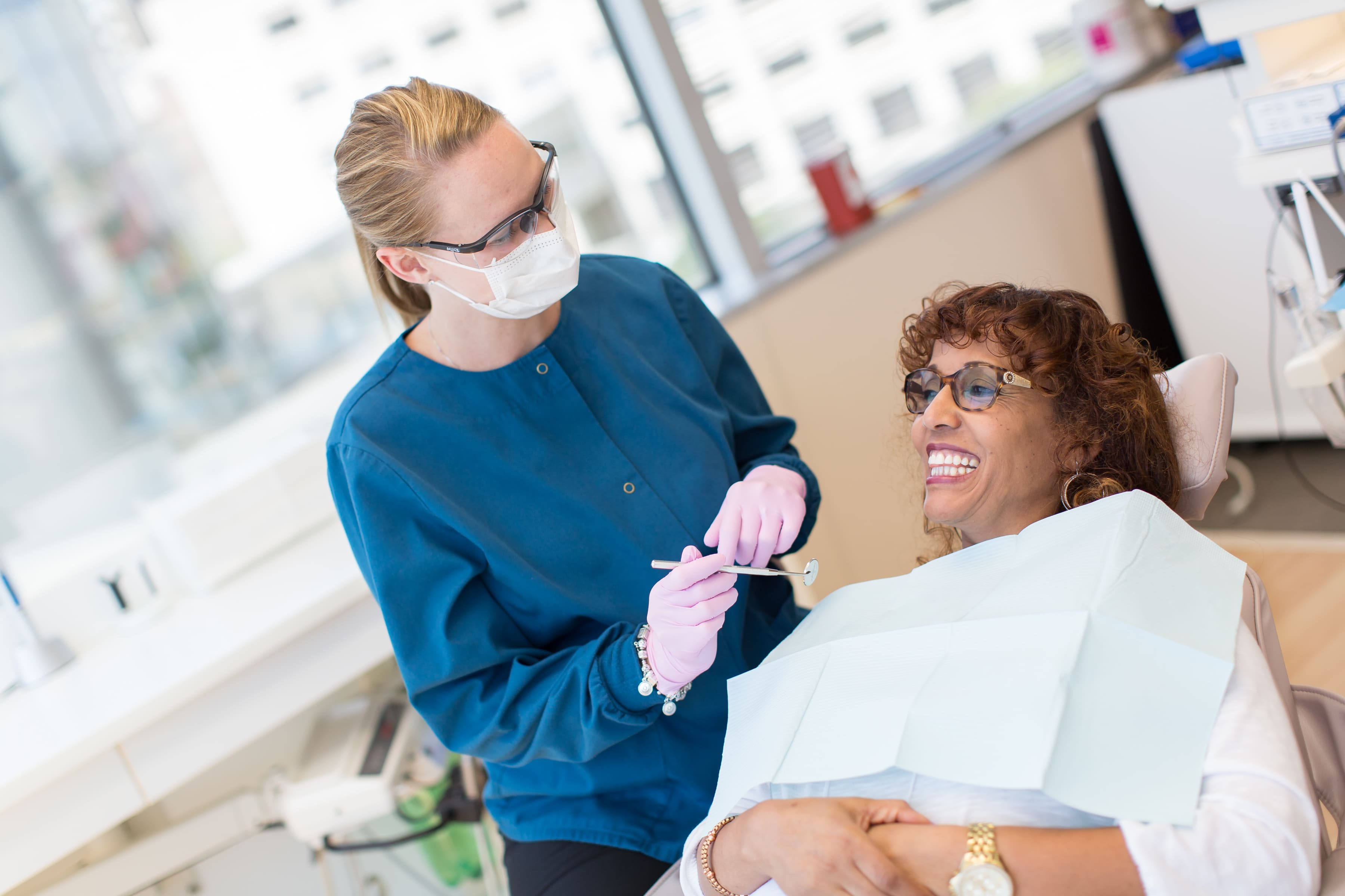 dentist in central district